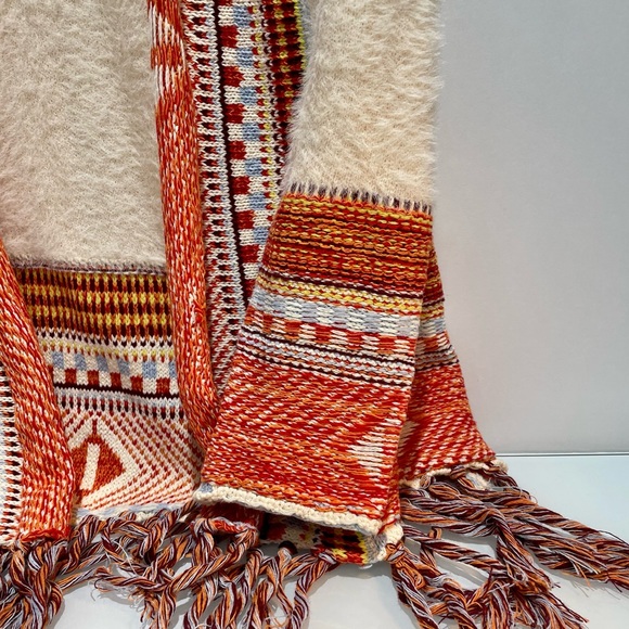 Native Open Cardigan Sweater - Picture 5 of 11